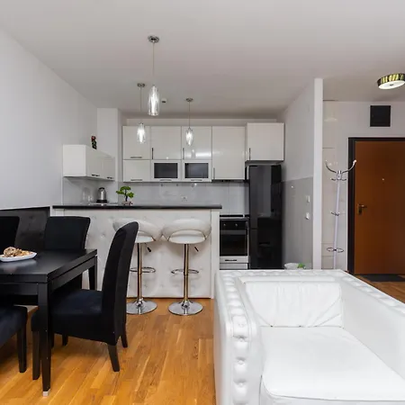 City Compass 3 *